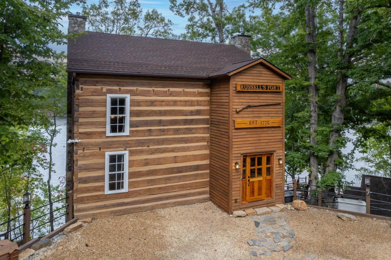 Vila Russell'S Fort At White Oak Point: Historical Cabin On Lake Lure, Luxury, Direct Lake Access! Exteriér fotografie