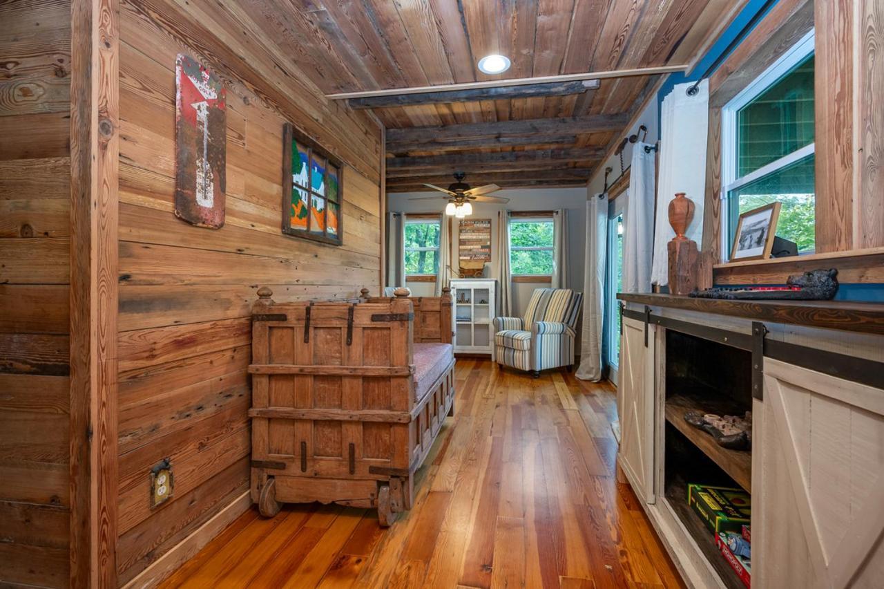 Vila Russell'S Fort At White Oak Point: Historical Cabin On Lake Lure, Luxury, Direct Lake Access! Exteriér fotografie
