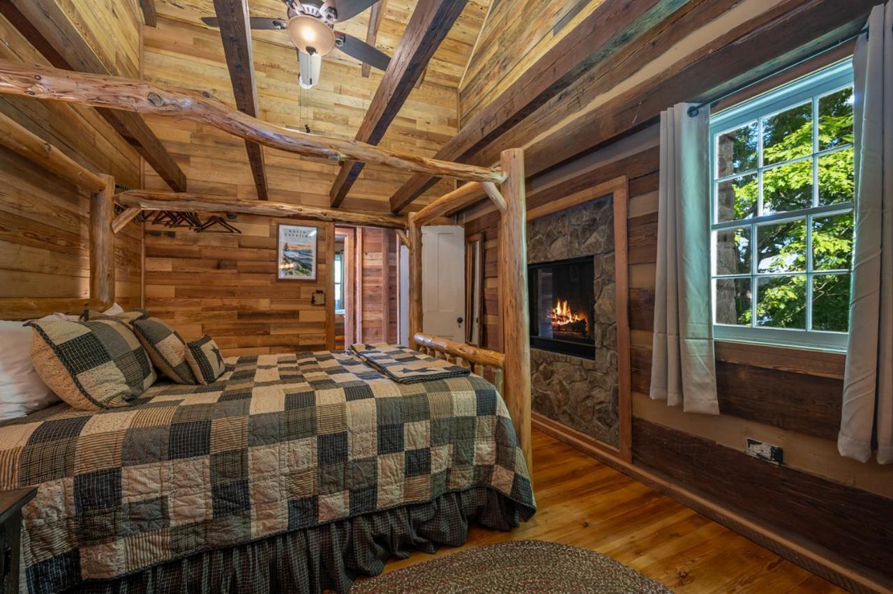 Vila Russell'S Fort At White Oak Point: Historical Cabin On Lake Lure, Luxury, Direct Lake Access! Exteriér fotografie