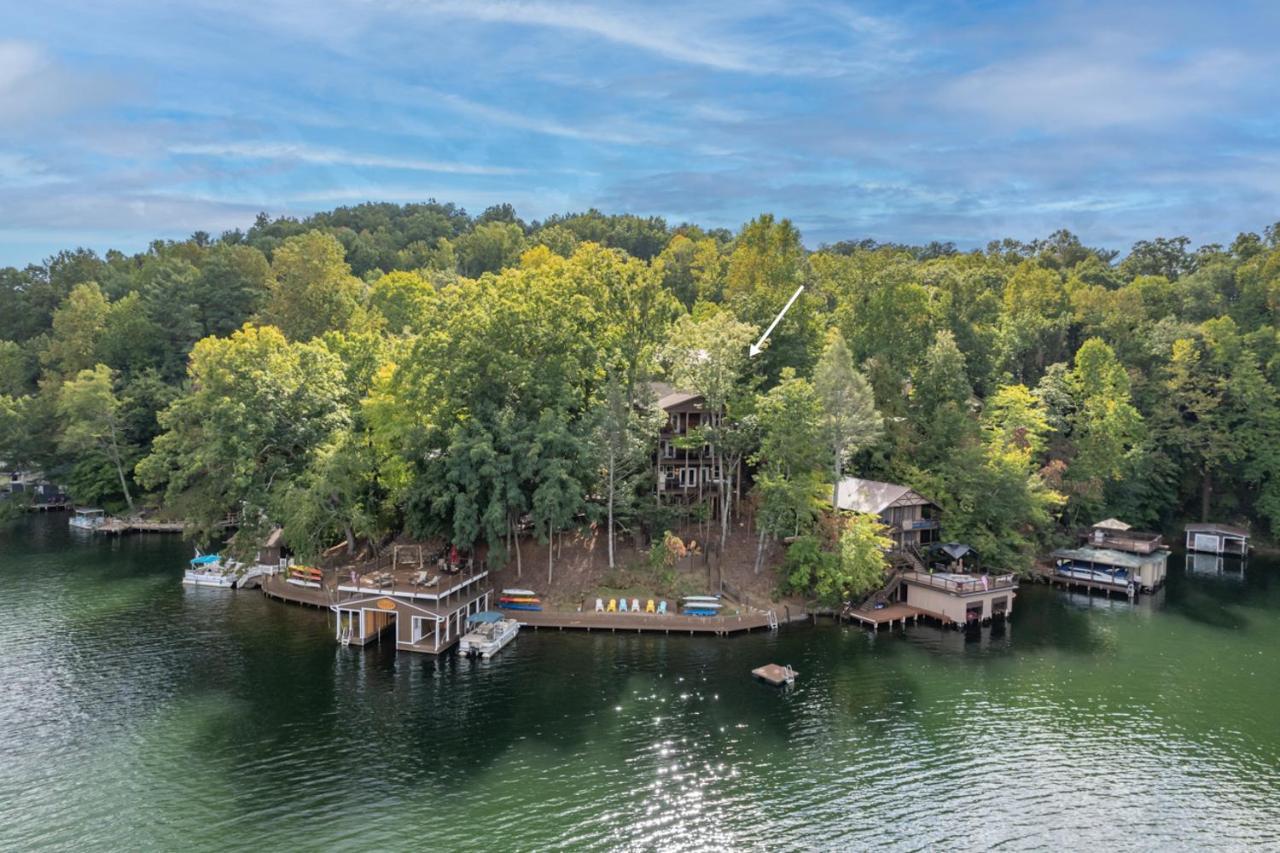 Vila Russell'S Fort At White Oak Point: Historical Cabin On Lake Lure, Luxury, Direct Lake Access! Exteriér fotografie